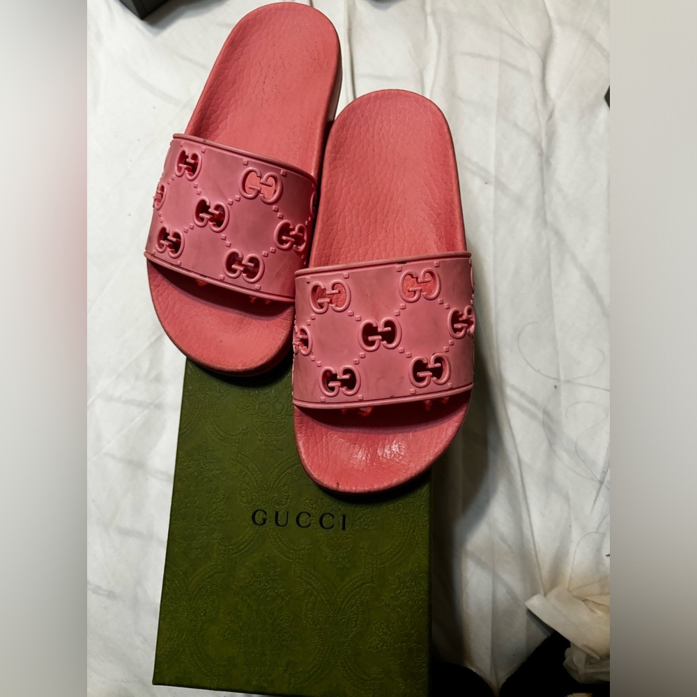 Gucci slides